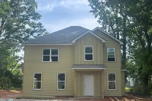 11 E Reynolds St, Newnan, GA 30263 - Photo 1