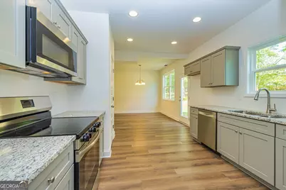 11 E Reynolds Street, Newnan, GA 30263 - Photo 24