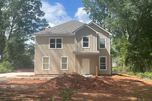 11 E Reynolds St, Newnan, GA 30263 - Photo 1
