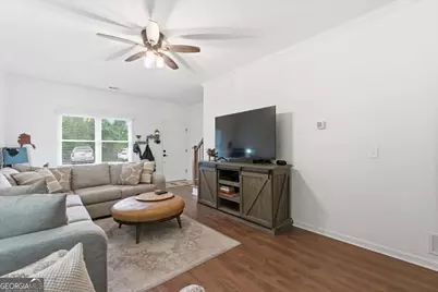 230 West Avenue #UNIT 5, Carrollton, GA 30117 - Photo 8