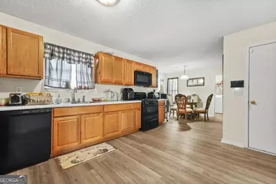 6285 Sayler Park, Lithonia, GA 30058 - Photo 4