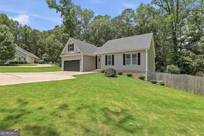 121 Churchill Court, Lagrange, GA 30241 - Photo 4
