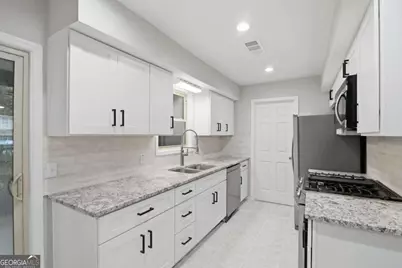 4517 Coopers Creek Circle SE, Smyrna, GA 30082 - Photo 18