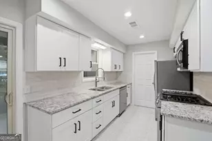 4517 Coopers Creek Cir SE, Smyrna, GA 30082 - Photo 18