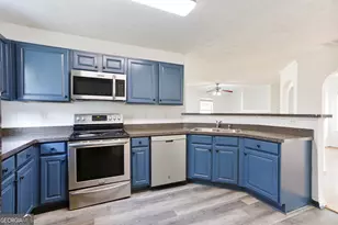7590 Crimson Ct, Jonesboro, GA 30236 - Photo 8