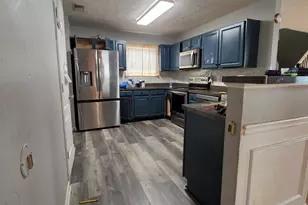 7590 Crimson Ct, Jonesboro, GA 30236 - Photo 8