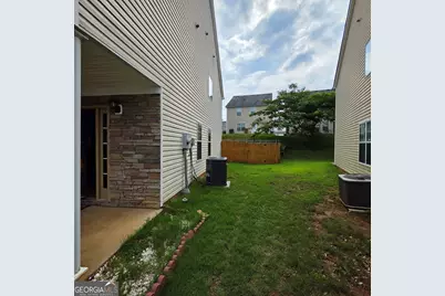 7590 Crimson Court, Jonesboro, GA 30236 - Photo 2
