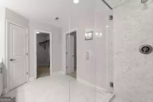 1372 Doublegate Dr, Atlanta, GA 30319 - Photo 56