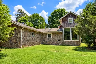 220 Ennis Rd, Barnesville, GA 30204 - Photo 8