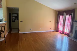 3493 Dunbar Ln, Suwanee, GA 30024 - Photo 4