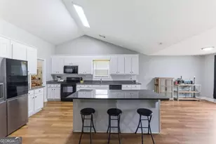 1437 River Mist Cir, Jefferson, GA 30549 - Photo 6