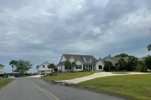 102 Talahi Island Ln, Brunswick, GA 31520 - Photo 2