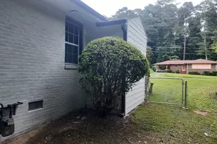 2181 Meadowlane Dr SW, Atlanta, GA 30311 - Photo 18