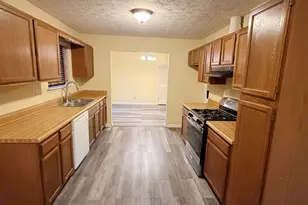 1156 Forest Glen Ct NW, Acworth, GA 30102 - Photo 2
