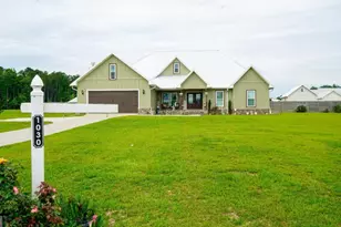 1030 Paris Ave, Swainsboro, GA 30401 - Photo 1