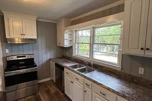 843 Prosperity Dr, Swainsboro, GA 30401 - Photo 8