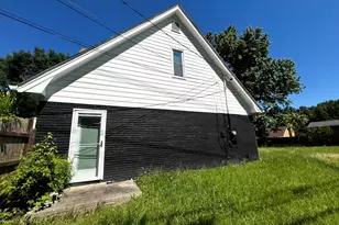 6295 Phillips Pl, Lithonia, GA 30058 - Photo 16