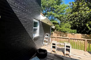 6295 Phillips Pl, Lithonia, GA 30058 - Photo 18