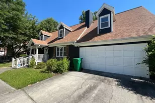 6295 Phillips Pl, Lithonia, GA 30058 - Photo 4