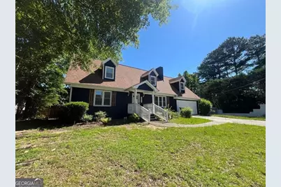 6295 Phillips Place, Lithonia, GA 30058 - Photo 2
