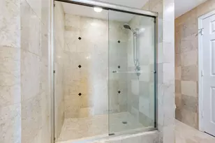 795 Hammond Dr, Atlanta, GA 30328 - Photo 10