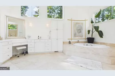 10 Quarry Lake Court, Atlanta, GA 30342 - Photo 34