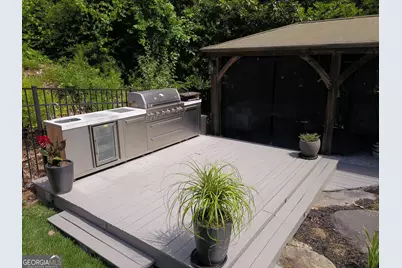 10 Quarry Lake Court, Atlanta, GA 30342 - Photo 6