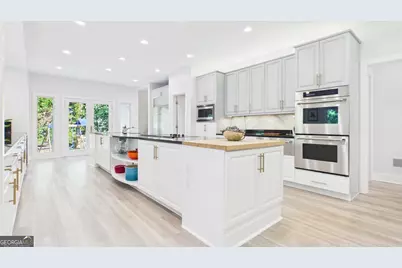 10 Quarry Lake Court, Atlanta, GA 30342 - Photo 20