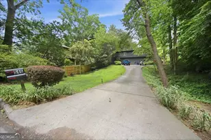 546 Allen Rd NE, Atlanta, GA 30324 - Photo 6