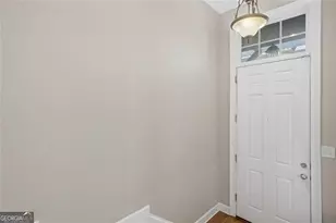 913 Telfair Close, Sandy Springs, GA 30350 - Photo 4