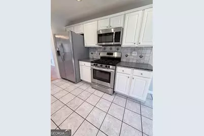 2523 Alvecot Circle, Atlanta, GA 30339 - Photo 8