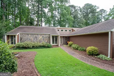 323 Larkspur Turn, Peachtree City, GA 30269 - Photo 6