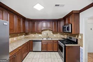 1215 Craddock Way, Macon, GA 31210 - Photo 8