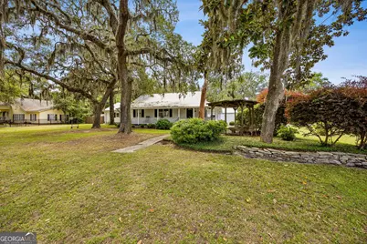 309 Mahan Street, Saint Marys, GA 31558 - Photo 2