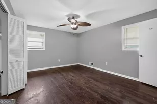 513 Martindale Ct, Stone Mountain, GA 30088 - Photo 16
