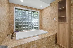 79 Lakeview Dr NE, Atlanta, GA 30317 - Photo 20