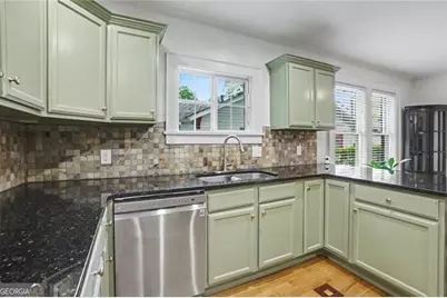 79 Lakeview Drive NE, Atlanta, GA 30317 - Photo 18
