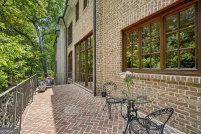 125 Blackland Road NW, Atlanta, GA 30342 - Photo 32