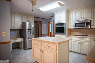 125 Emerald Dr, McDonough, GA 30253 - Photo 16