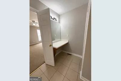 828 Tradd Court, Stone Mountain, GA 30087 - Photo 6