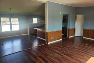 302 Waverly Ln, Byron, GA 31008 - Photo 4
