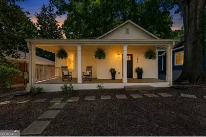 1576 Elixir Avenue SW, Atlanta, GA 30314 - Photo 1