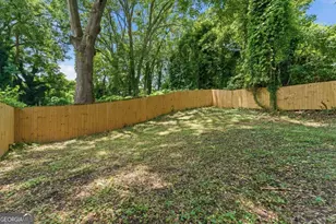 1576 Elixir Ave SW, Atlanta, GA 30314 - Photo 16