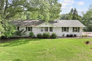 216 S Salem Dr, McDonough, GA 30253 - Photo 2