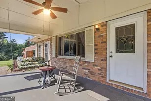 2845 Hunters Creek Rd, Carnesville, GA 30521 - Photo 2