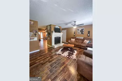 2608 Davis Avenue, Tifton, GA 31794 - Photo 2