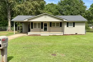 606 Chamlee Dr, Fort Valley, GA 31030 - Photo 2