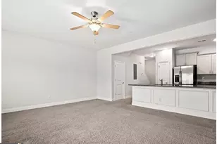 2202 Miranda Dr, Morrow, GA 30260 - Photo 2
