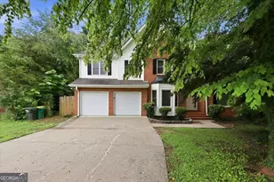 1798 Poinsettia Dr, Marietta, GA 30062 - Photo 2