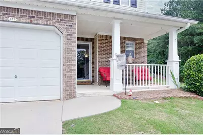 417 Red Coat Lane, Woodstock, GA 30188 - Photo 2
